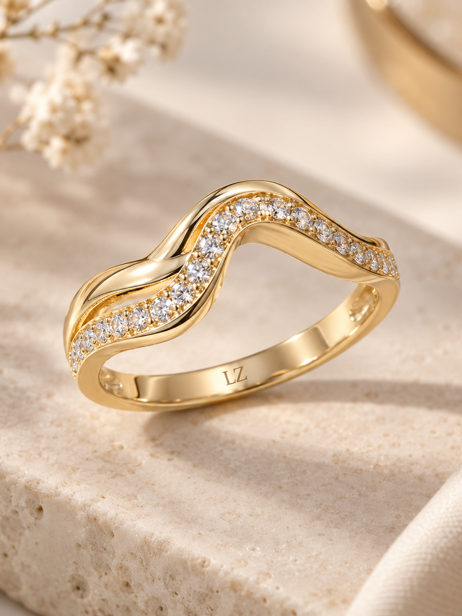 LEONIS ZEVARA – Bague Onde Zircone - vue premium portrait