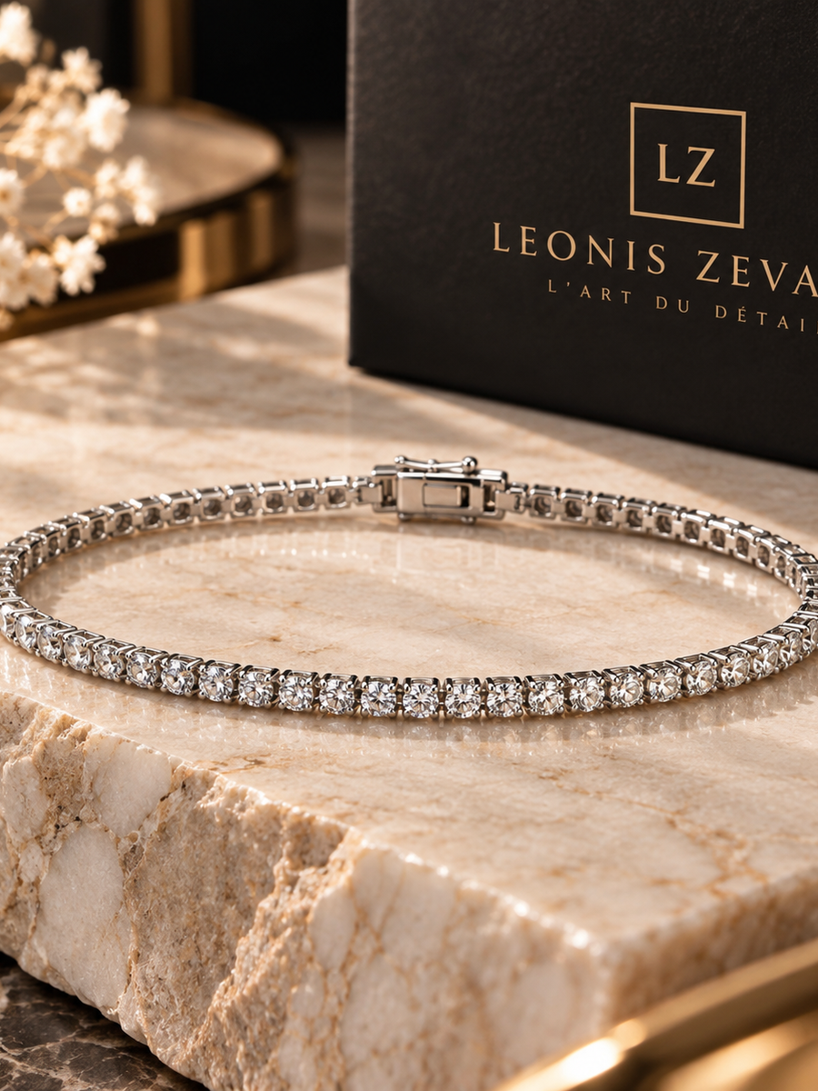 LEONIS ZEVARA – Bracelet Tennis Lumière - vue premium portrait